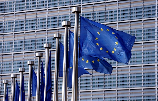 EU, Anh cấm vận Moscow sau cuộc điện đàm Mỹ – Nga EU, Anh cấm vận Moscow sau cuộc điện đàm Mỹ – Nga