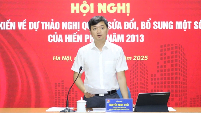 T.Ư Đoàn lấy ý kiến đoàn viên thanh niên về sửa đổi Hiến pháp 2013 T.Ư Đoàn lấy ý kiến đoàn viên thanh niên về sửa đổi Hiến pháp 2013
