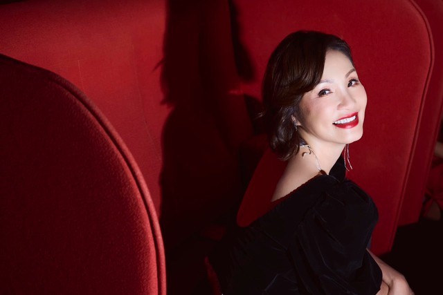 Showbiz 21.5: Hồng Đào nói về tin đồn đám cưới; Tăng Phúc sau cơn sốt ‘Anh trai’ - Ảnh 1.