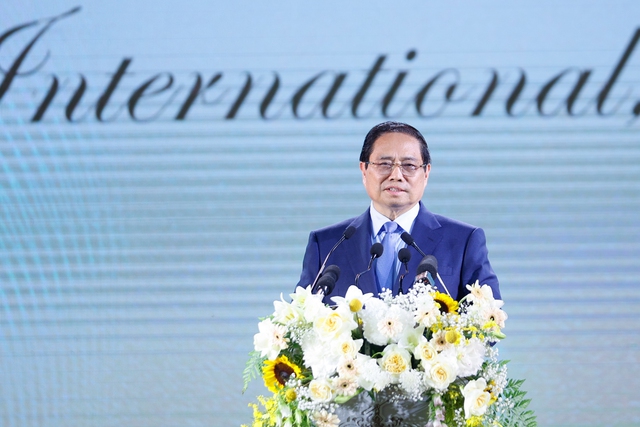 Khởi công dự án của Tập đoàn Trump 1,5 tỉ USD tại Hưng Yên Khởi công dự án của Tập đoàn Trump 1,5 tỉ USD tại Hưng Yên
