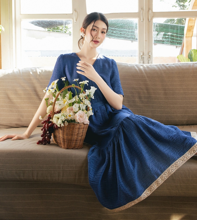 Tỏa sáng ngày hè với trang phục gam màu xanh mát lạnh- Ảnh 8.