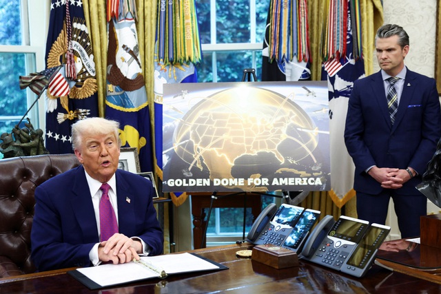 Ông Trump công bố kế hoạch lá chắn tên lửa Vòm Vàng 175 tỉ USD Ông Trump công bố kế hoạch lá chắn tên lửa Vòm Vàng 175 tỉ USD