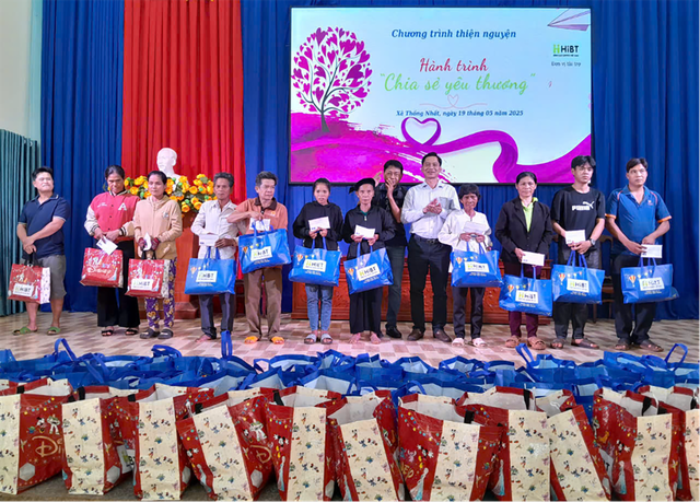 Chương trình thiện nguyện ‘Hành trình chia sẻ yêu thương’ khép lại với nhiều ấn tượng đẹp Chương trình thiện nguyện ‘Hành trình chia sẻ yêu thương’ khép lại với nhiều ấn tượng đẹp