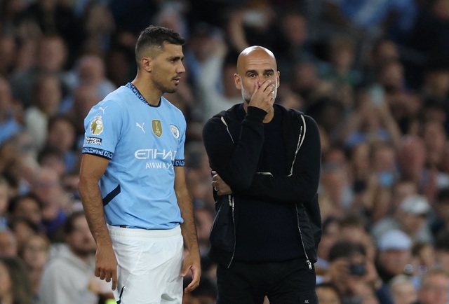 HLV Pep Guardiola bất ngờ dọa nghỉ việc nếu Man City vẫn làm điều này- Ảnh 2. HLV Pep Guardiola bất ngờ dọa nghỉ việc nếu Man City vẫn làm điều này- Ảnh 2.