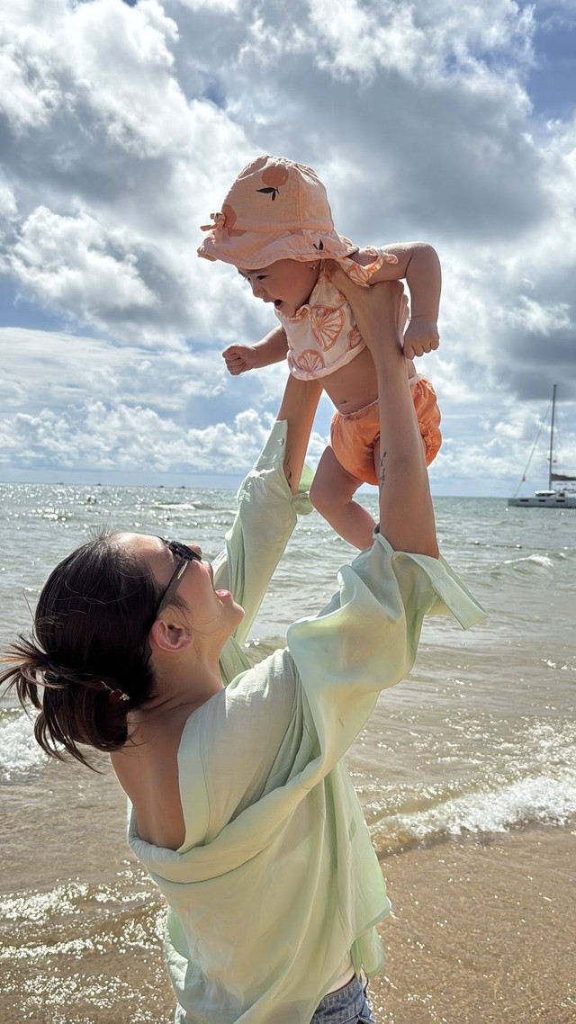 T&aacute;i xuất showbiz sau khi sinh con, V&otilde; Ho&agrave;ng Yến thừa nhận 'kh&ocirc;ng dễ d&agrave;ng' - Ảnh 3.