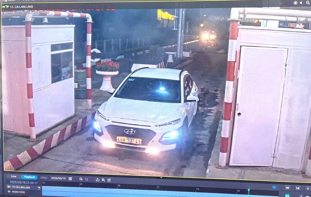 Triệu tập tài xế chạy xe ngược chiều trên cao tốc Liên Khương - Prenn- Ảnh 3. Triệu tập tài xế chạy xe ngược chiều trên cao tốc Liên Khương - Prenn- Ảnh 3.