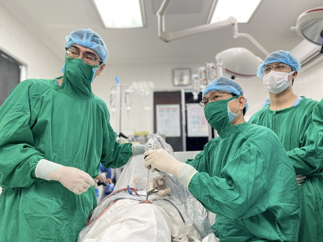 TP.HCM mở rộng, y tế đối mặt thách thức chưa từng có - Ảnh 1.