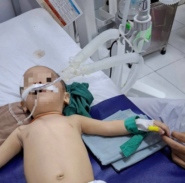 Cần Thơ: 2 tháng, 5 trẻ nhỏ nhập viện do hóc, sặc dị vật đường thở Cần Thơ: 2 tháng, 5 trẻ nhỏ nhập viện do hóc, sặc dị vật đường thở