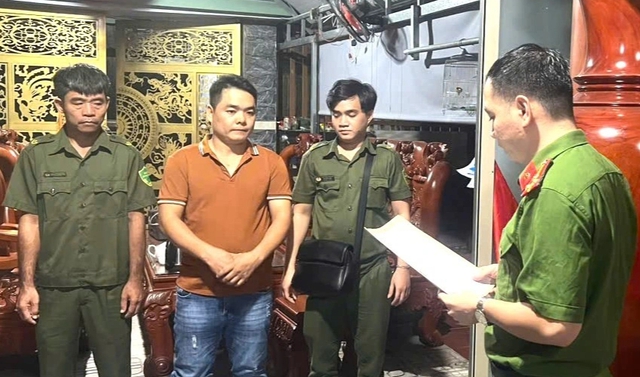 Công an tỉnh Đồng Nai thông tin vụ bắt khẩn cấp Chủ tịch UBND P.Trảng Dài Công an tỉnh Đồng Nai thông tin vụ bắt khẩn cấp Chủ tịch UBND P.Trảng Dài