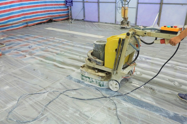 Nhà thầu nói gì khi ga T3 vừa khánh thành đã hở gạch lát sàn? Nhà thầu nói gì khi ga T3 vừa khánh thành đã hở gạch lát sàn?