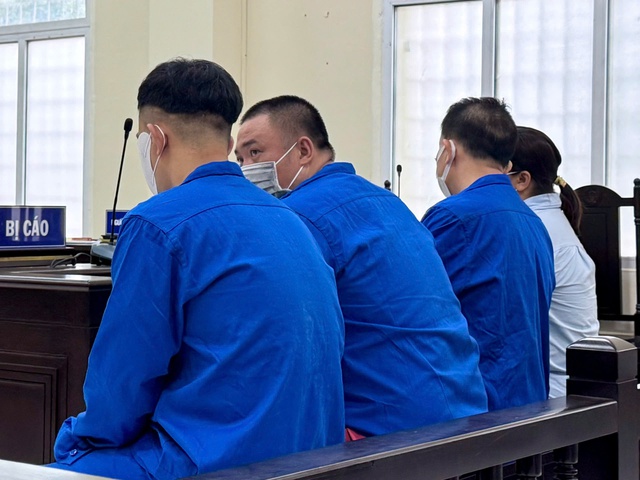Phạt tù 4 bị cáo mua bán, tàng trữ chất độc xyanua- Ảnh 1.