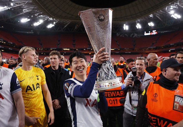 Tottenham nhận tiền thưởng ‘khủng’ nhờ chức vô địch Europa League, M.U bấp bênh số phận Tottenham nhận tiền thưởng ‘khủng’ nhờ chức vô địch Europa League, M.U bấp bênh số phận