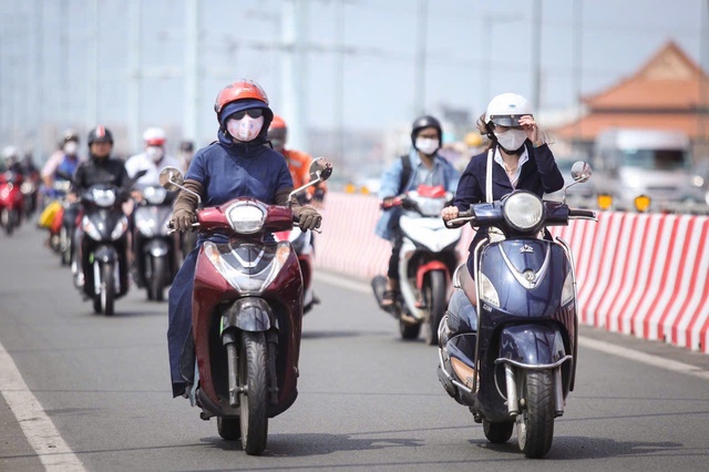 Đổi 400.000 xe máy sang xe điện: TP.HCM đề xuất chính sách cho vay, miễn thuế- Ảnh 1.