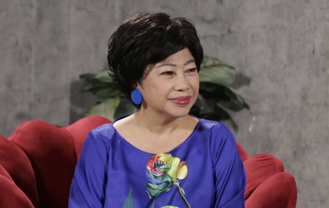 Showbiz 23.5: Mai Phương Thúy sau khi nhập viện cấp cứu; Ảnh hiếm của Quang Lê- Ảnh 3. Showbiz 23.5: Mai Phương Thúy sau khi nhập viện cấp cứu; Ảnh hiếm của Quang Lê- Ảnh 3.