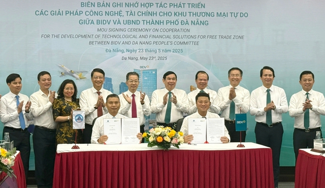 Khu thương mại tự do Đà Nẵng là nơi áp dụng đột phá chính sách, công nghệ- Ảnh 2. Khu thương mại tự do Đà Nẵng là nơi áp dụng đột phá chính sách, công nghệ- Ảnh 2.