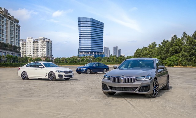 BMW 3-series giảm giá gần 200 triệu, thành sedan hạng sang ‘dễ mua’ nhất Việt Nam BMW 3-series giảm giá gần 200 triệu, thành sedan hạng sang ‘dễ mua’ nhất Việt Nam