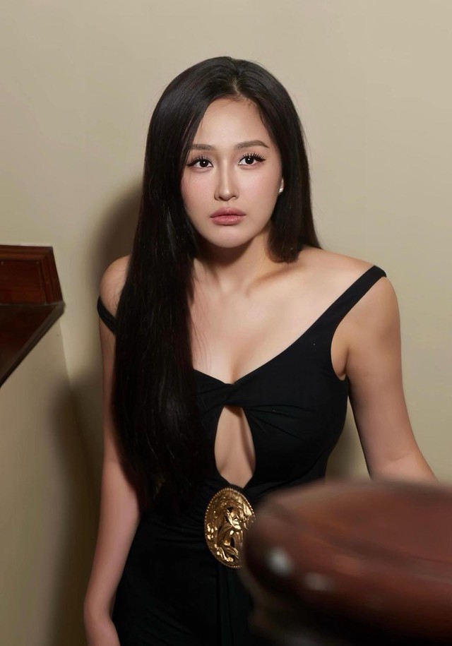 Showbiz 23.5: Mai Phương Thúy sau khi nhập viện cấp cứu; Ảnh hiếm của Quang Lê Showbiz 23.5: Mai Phương Thúy sau khi nhập viện cấp cứu; Ảnh hiếm của Quang Lê