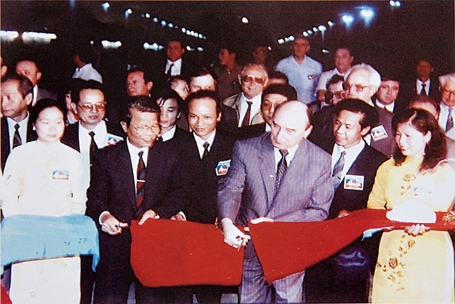 Dấu ấn của nguyên Chủ tịch nước Trần Đức Lương trong ngành điện lực - Ảnh 1.