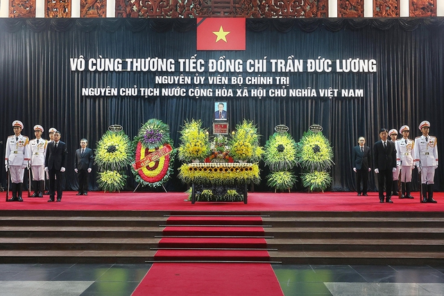 Trọng thể lễ viếng nguyên Chủ tịch nước Trần Đức Lương Trọng thể lễ viếng nguyên Chủ tịch nước Trần Đức Lương