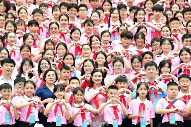 Phát động chương trình 'Yêu nước theo cách của bạn' - Ảnh 1.