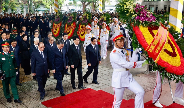 Trọng thể lễ viếng nguyên Chủ tịch nước Trần Đức Lương - Ảnh 3.