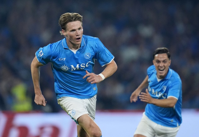 McTominay vô địch Serie A cùng Napoli, ‘chà xát’ thêm nỗi đau của M.U McTominay vô địch Serie A cùng Napoli, ‘chà xát’ thêm nỗi đau của M.U