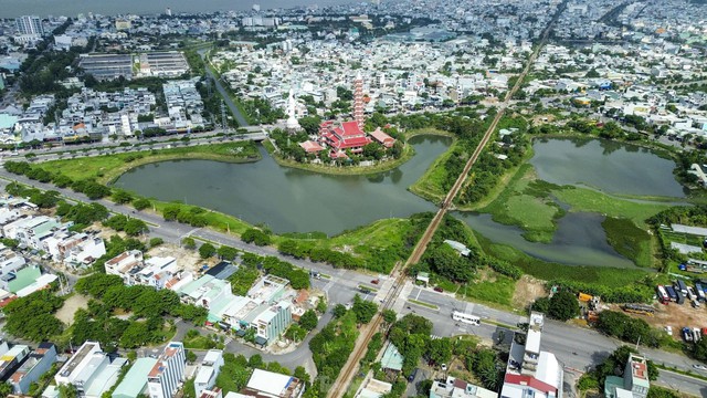 Đảm bảo vệ sinh môi trường khu vực bàn giao- Ảnh 2. Đảm bảo vệ sinh môi trường khu vực bàn giao- Ảnh 2.