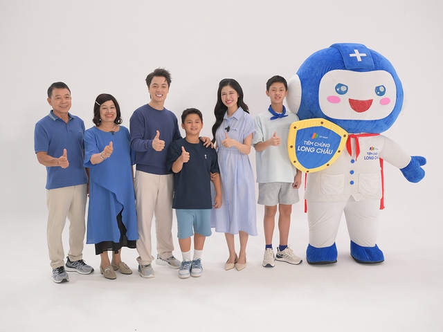 Lần đầu ti&ecirc;n cả gia đ&igrave;nh Đăng Kh&ocirc;i - Thủy Anh &lsquo;ra qu&acirc;n&rsquo; đ&oacute;ng MV - Ảnh 2.