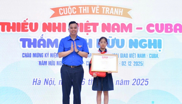 Một học sinh Hà Nội đoạt giải cuộc thi vẽ tranh Việt Nam - Cuba - Ảnh 1.