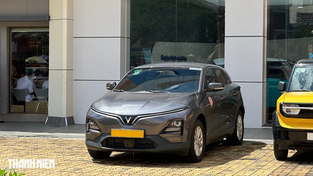 T&agrave;i xế c&ocirc;ng nghệ n&oacute;i g&igrave; khi chuyển từ xe xăng sang &ocirc; t&ocirc; điện? - Ảnh 4.