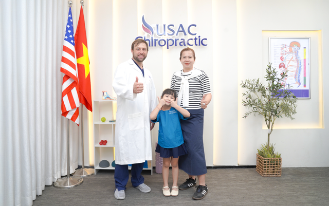 Cha mẹ ngừng lầm tưởng b&agrave;n ch&acirc;n bẹt l&agrave; 'b&agrave;n ch&acirc;n sướng' - Ảnh 1.