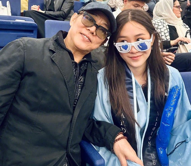 Con gái út của Lý Liên Kiệt gây chú ý - Ảnh 1.