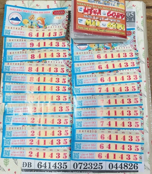 Trúng độc đắc 8 tỉ, chủ trọ ở Bình Dương miễn tiền nhà cho cả trăm người thuê - Ảnh 2.