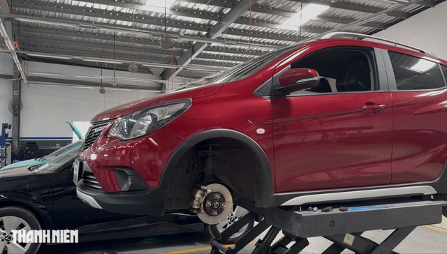Được và mất gì khi bảo dưỡng ô tô tại garage thay vì đại lý chính hãng?