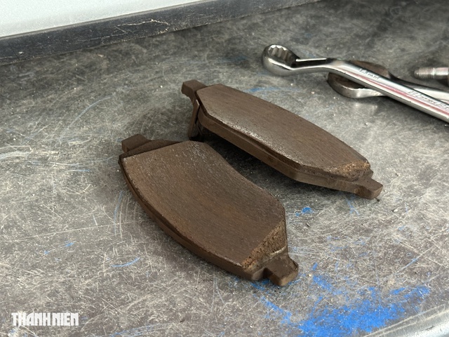 Tại sao l&aacute;ng đĩa phanh l&agrave; hạng mục cần phải l&agrave;m khi bảo dưỡng &ocirc; t&ocirc;? - Ảnh 3.