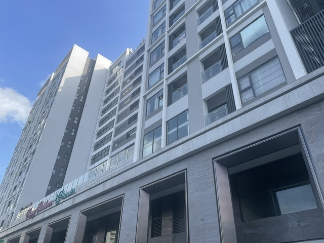 Một chung cư của Phú Mỹ Hưng bị phản ánh 4 năm chưa có sổ hồng- Ảnh 2. Một chung cư của Phú Mỹ Hưng bị phản ánh 4 năm chưa có sổ hồng- Ảnh 2.