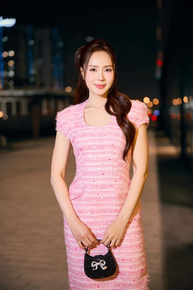 Cuộc sống kín tiếng của Hồng Diễm ở tuổi 43 - Ảnh 3.