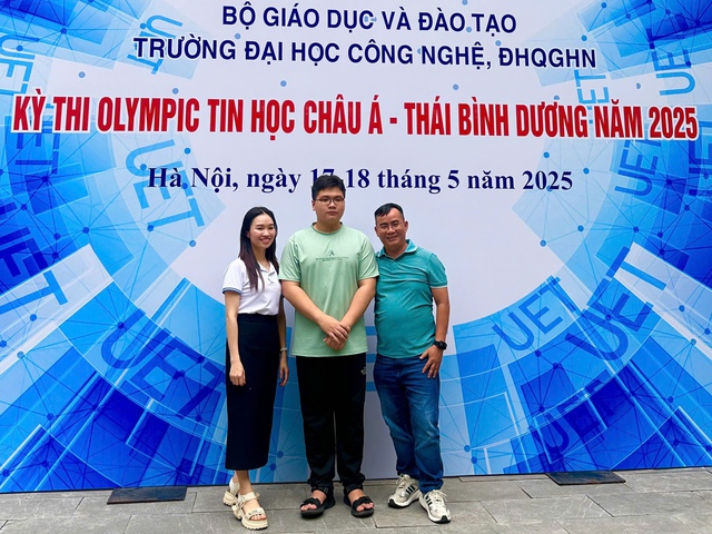 Hành trình đến huy chương bạc Olympic tin học châu Á - Thái Bình Dương của Thành - Ảnh 2.