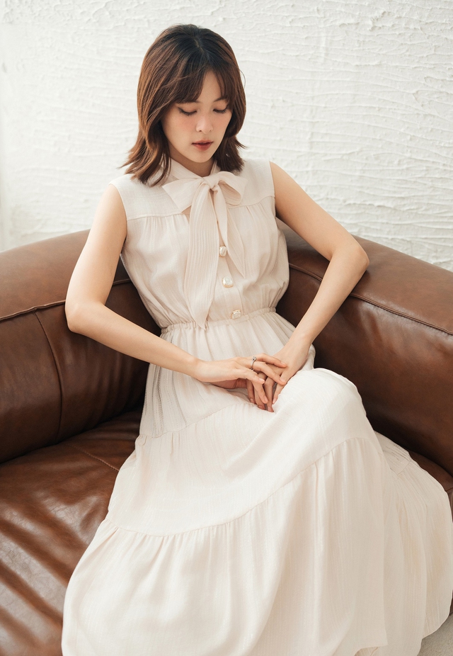 Váy sơ mi voan tơ, cotton thêu mát nhẹ đẹp nhất mùa hạ- Ảnh 2. Váy sơ mi voan tơ, cotton thêu mát nhẹ đẹp nhất mùa hạ- Ảnh 2.