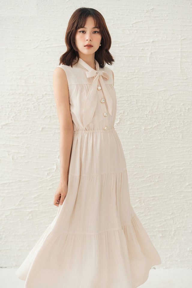 Váy sơ mi voan tơ, cotton thêu mát nhẹ đẹp nhất mùa hạ- Ảnh 4. Váy sơ mi voan tơ, cotton thêu mát nhẹ đẹp nhất mùa hạ- Ảnh 4.