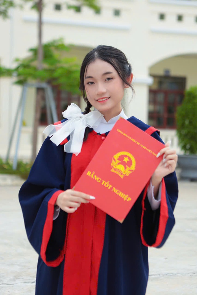 Muốn thi tốt nghiệp THPT đạt điểm cao, kiến thức thôi chưa đủ - Ảnh 2.