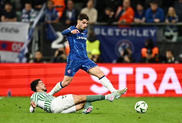 Ngược dòng kinh điển hạ Real Betis, Chelsea lên ngôi Conference League: Có luôn kỷ lục ‘khủng’