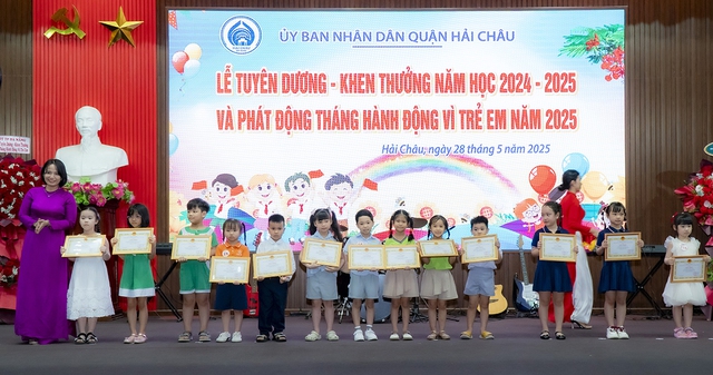 Học sinh Q.Hải Châu làm chủ công nghệ trong kỷ nguyên số - Ảnh 3.