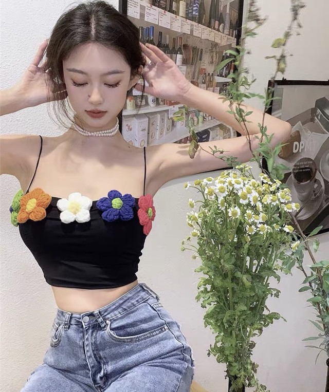 Làm mới tủ đồ hè với 5 kiểu áo điệu đẹp 'không thể chê' - Ảnh 8.