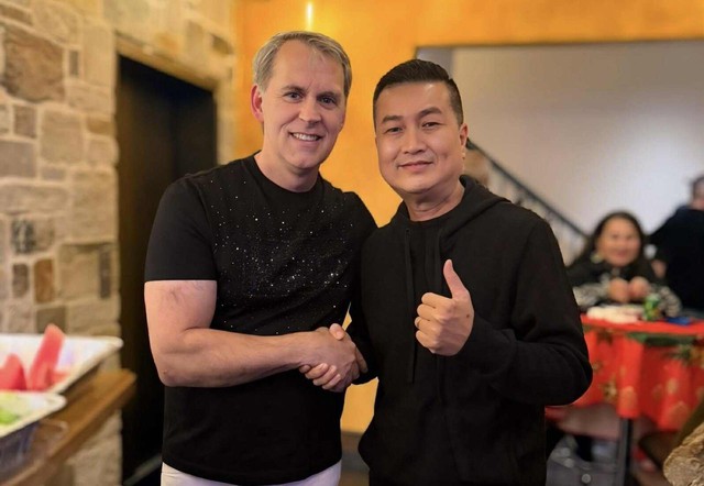Tỉ phú Gerard mua độc quyền bản hit 'Xin lỗi tình yêu' của Đàm Vĩnh Hưng - Ảnh 1. Tỉ phú Gerard mua độc quyền bản hit 'Xin lỗi tình yêu' của Đàm Vĩnh Hưng - Ảnh 1.
