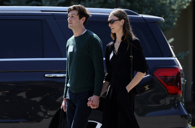 Cựu 'thiên thần nội y' Karlie Kloss kể hôn nhân hạnh phúc bên chồng tài phiệt - Ảnh 2.