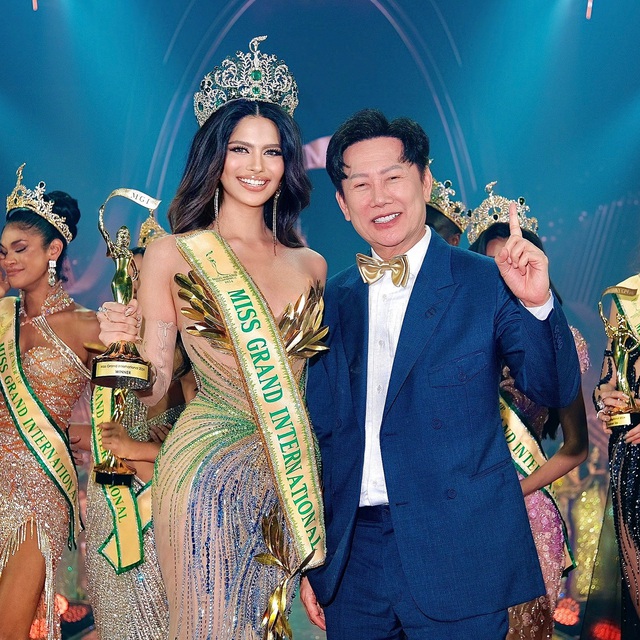 Miss Grand International 2024 trả vương miện, ám chỉ ban tổ chức 'hứa hẹn viển vông' - Ảnh 1.