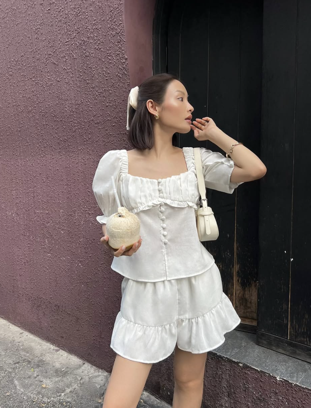 Áo crop top không thể thiếu trong tủ đồ mùa hè của nàng cá tính- Ảnh 9.