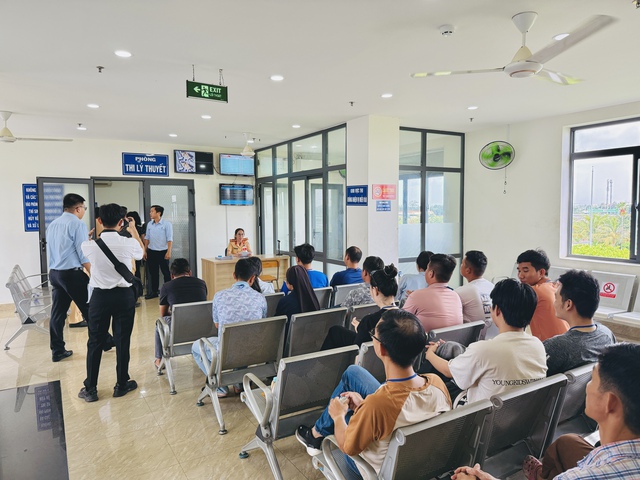Sát hạch lái xe từ ngày 1.6: 'Sai câu điểm liệt là rớt không có gì oan' - Ảnh 2.