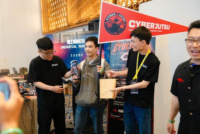 Red team CMC Telecom chiến thắng tại CyberRush 2025- Ảnh 1.